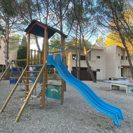 St Raphael Piscine Wifi, Commerces Et A Pieds * Saint-Raphaël