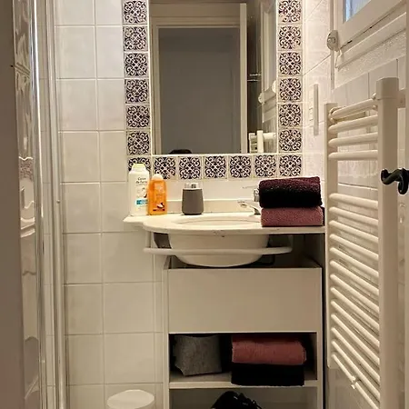 Apartament St Raphael Piscine Wifi, Commerces Et A Pieds Saint-Raphaël